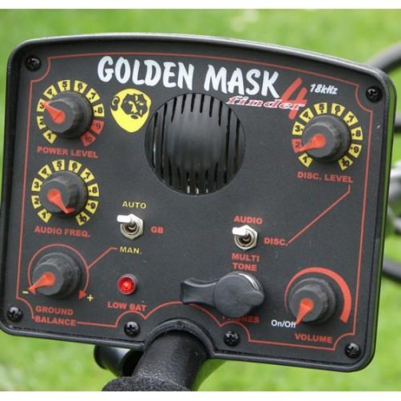 Golden Mask 4